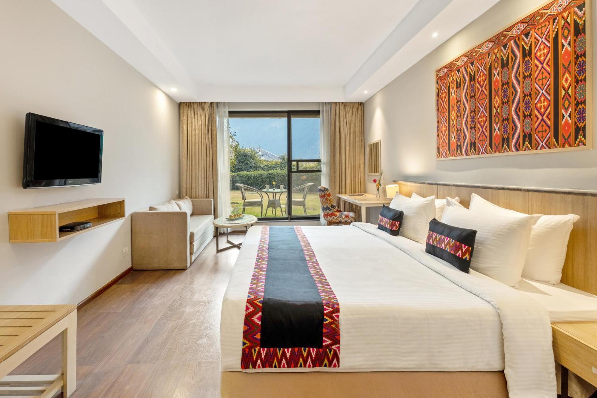 Sterling Manali Hotel Exterior photo