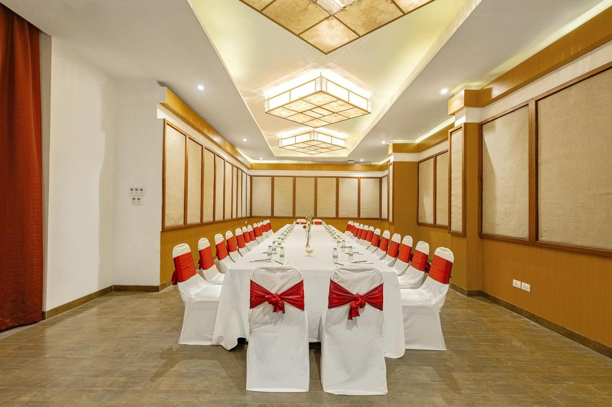 Sterling Manali Hotel Exterior photo