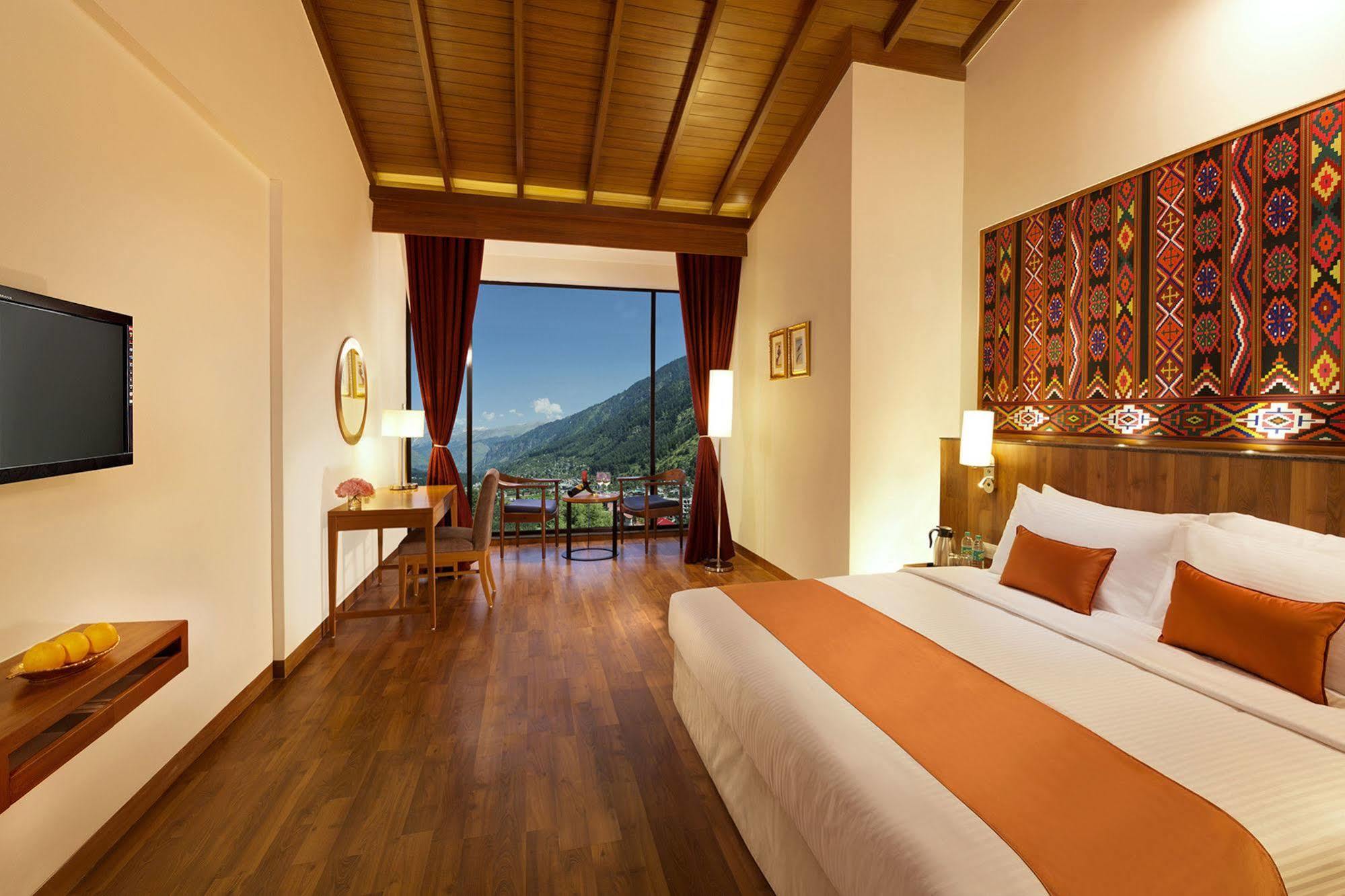 Sterling Manali Hotel Exterior photo